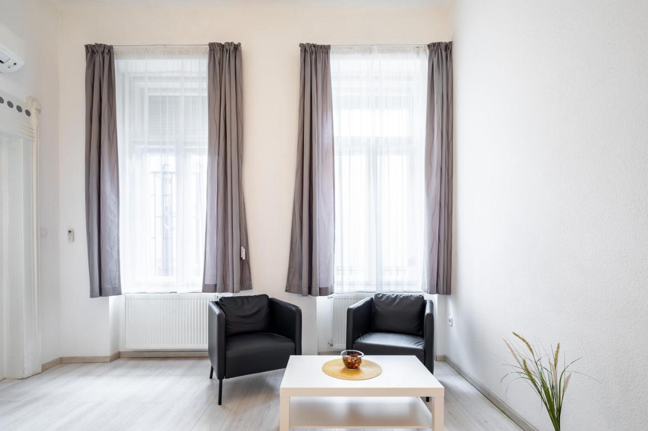 New, High Quality Apartment In The City Center Budapest Ngoại thất bức ảnh